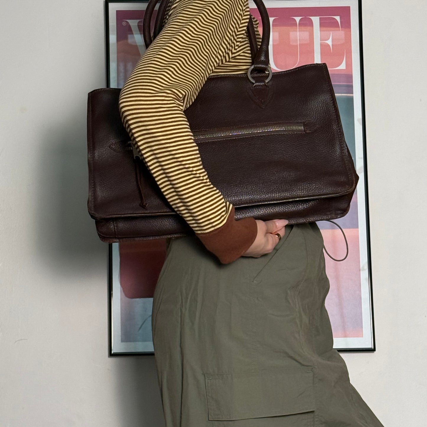 Vintage Brown Leather Shoulder Bag with oversized Zipper - Made in Italy